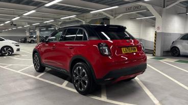 SPOTICAR Fiat 600 1.2 Mhev La Prima E-dct Euro 6 (s/s) 5dr Used Car - Suv Hybrid Red - West London - 1200563040_5