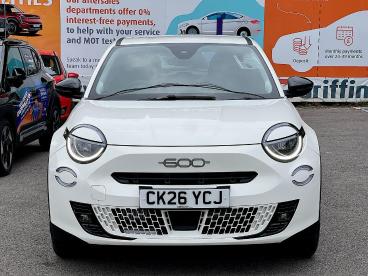 SPOTICAR Fiat 600 1.2 Mhev E-dct Euro 6 (s/s) 5dr Used Car - Suv Hybrid White - Pontypridd - 1200593588_2