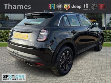 SPOTICAR Fiat 600 1.2 Mhev E-dct Euro 6 (s/s) 5dr Used Car - Suv Hybrid Black - Tunbridge Wells - 1200597523_3