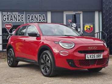 SPOTICAR Fiat 600 1.2 Mhev E-dct Euro 6 (s/s) 5dr Used Car - Suv Hybrid Red - Dartford - 500601257_1