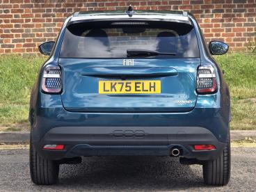 SPOTICAR Fiat 600 1.2 Mhev La Prima E-dct Euro 6 (s/s) 5dr Used Car - Suv Hybrid Green - Hemel Hempstead - 500607734_5