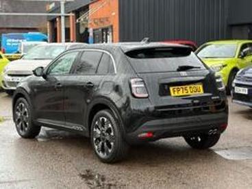 SPOTICAR Fiat 600 1.2 Mhev La Prima E-dct Euro 6 (s/s) 5dr Used Car - Suv Hybrid Black - Leicester - 1200608283_4
