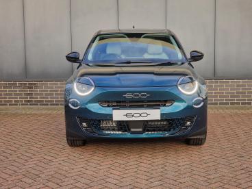 SPOTICAR Fiat 600 1.2 Mhev La Prima E-dct Euro 6 (s/s) 5dr Used Car - Suv Hybrid Green - Northampton - 1200614414_3