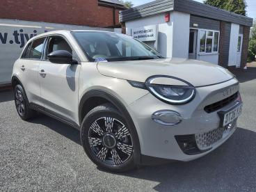 SPOTICAR Fiat 600 1.2 Mhev Icon E-dct Euro 6 (s/s) 5dr Used Car - Suv Hybrid Beige - Telford - 1200620409_1