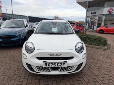 SPOTICAR Fiat 600 1.2 Mhev La Prima E-dct Euro 6 (s/s) 5dr Used Car - Suv Hybrid White - Slough - 1200624642_2