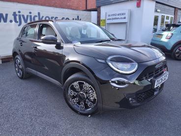 SPOTICAR Fiat 600 1.2 Mhev Icon E-dct Euro 6 (s/s) 5dr Used Car - Suv Hybrid Black - Telford - 1200624857_1