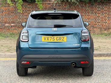 SPOTICAR Fiat 600 1.2 Mhev La Prima E-dct Euro 6 (s/s) 5dr Used Car - Suv Hybrid Green - Hemel Hempstead - 500636540_5
