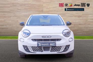 SPOTICAR Fiat 600 1.2 Mhev E-dct Euro 6 (s/s) 5dr Used Car - Suv Hybrid White - Nuneaton - 1200640925_2