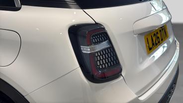 SPOTICAR Fiat 600 1.2 Mhev La Prima E-dct Euro 6 (s/s) 5dr Used Car - Suv Hybrid White - West London - 1200645101_5