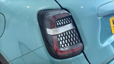 SPOTICAR Fiat 600 1.2 Mhev La Prima E-dct Euro 6 (s/s) 5dr Used Car - Suv Hybrid Blue - West London - 1200645103_5