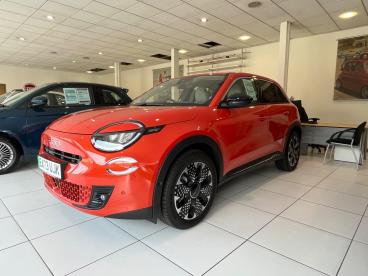 SPOTICAR Fiat 600e 54kwh La Prima Auto 5dr Used Car - Suv Electric Orange - Colchester - 1200474374_2