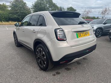 SPOTICAR Fiat 600e 54kwh La Prima Auto 5dr Used Car - Suv Electric Grey - Kidlington - 1200528513_4