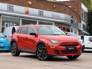 SPOTICAR Fiat 600e 54kwh La Prima Auto 5dr Used Car - Suv Electric Orange - Warwick - 1200532837_5
