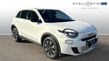 SPOTICAR Fiat 600e 54kwh Red Auto 5dr Used Car - Suv Electric White - Sale - 1200541766_1