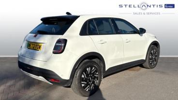 SPOTICAR Fiat 600e 54kwh Red Auto 5dr Used Car - Suv Electric White - Sale - 1200541766_3