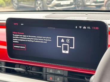 SPOTICAR Fiat 600e 54kwh Red Auto 5dr Used Car - Suv Electric White - Poole - 1200548130_4