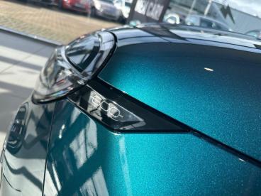 SPOTICAR Fiat 600e 54kwh La Prima Auto 5dr Used Car - Suv Electric Green - Slough - 1200552329_2