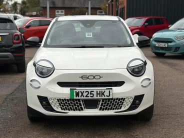 SPOTICAR Fiat 600e 54kwh Red Auto 5dr Used Car - Suv Electric White - Leicester - 1200553667_3