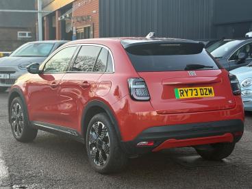 SPOTICAR Fiat 600e 54kwh La Prima Auto 5dr Used Car - Suv Electric Orange - Leicester - 1200556795_4