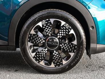 SPOTICAR Fiat 600e 54kwh La Prima Auto 5dr Used Car - Suv Electric Green - Nuneaton - 1200558001_5