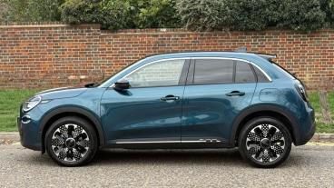 SPOTICAR Fiat 600e 54kwh La Prima Auto 5dr Used Car - Suv Electric Green - Hemel Hempstead - 500573373_4