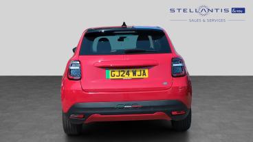 SPOTICAR Fiat 600e 54kwh Red Auto 5dr Used Car - Suv Electric Red - Crawley - 1200610319_4