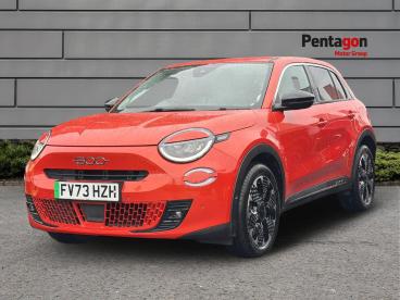 SPOTICAR Fiat 600e 54kwh La Prima Auto 5dr Used Car - Suv Electric Orange - Scunthorpe - 1200632235_3