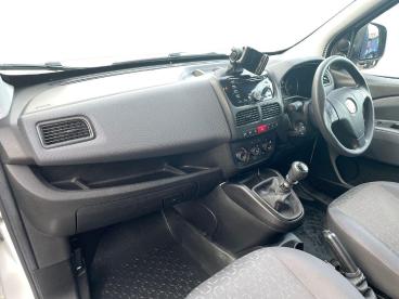 SPOTICAR Fiat Doblo 1.6 Multijetii Maxi Tecnico L2 H1 Euro 6 (s/s) 6dr Used Car - Commercial Vehicle Diesel White - Ashington - 1200557777_3