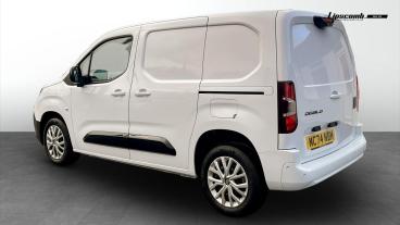 SPOTICAR Fiat Doblo 1.5 Multijet3 1000kg L1 Euro 6 (s/s) 5dr Used Car - Commercial Vehicle Diesel White - Canterbury - 1200560821_4