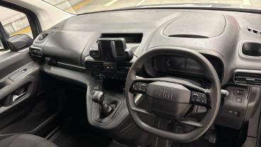 SPOTICAR Fiat Doblo 1.5 Multijet3 1000kg Primo L1 Euro 6 (s/s) 5dr Used Car - Commercial Vehicle Diesel Grey - West London - 1200579478_4