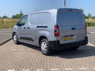 SPOTICAR Fiat Doblo 1.5 Bluehdi 1000kg Maxi Lwb Euro 6 (s/s) 6dr Used Car - Commercial Vehicle Diesel Grey - Perth - 1200618651_4