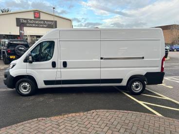 SPOTICAR Fiat Ducato 2.2 Multijetiii 35 Business Pro L H2 Euro 6 5dr Used Car - Commercial Vehicle Diesel White - Cheltenham - 1200558021_4