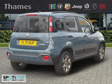 SPOTICAR Fiat Panda 1.0 Mhev City Cross Euro 6 (s/s) 5dr Used Car - City Car Petrol Blue - Slough - 1200547006_3