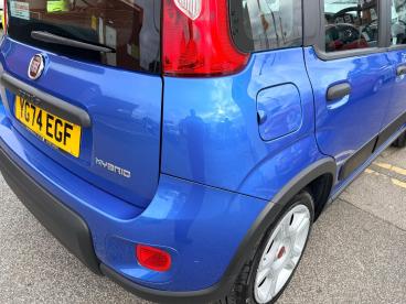 SPOTICAR Fiat Panda 1.0 Mhev Euro 6 (s/s) 5dr Used Car - City Car Petrol Blue - Wakefield - 1200550024_5
