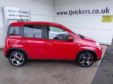 SPOTICAR Fiat Panda 1.0 Mhev Sport Euro 6 (s/s) 5dr Used Car - City Car Petrol Red - Shrewsbury - 1200568046_2