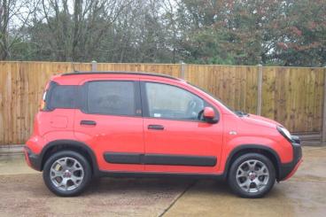 SPOTICAR Fiat Panda 1.0 Mhev Red Euro 6 (s/s) 5dr Used Car - City Car Petrol Red - St Leonards On Sea - 1200570619_3