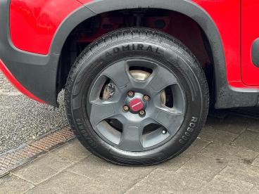 SPOTICAR Fiat Panda 0.9 Twinair Waze Euro 6 (s/s) 5dr Used Car - City Car Petrol Red - Swindon - 1200581877_4