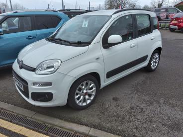 SPOTICAR Fiat Panda 1.2 Lounge Euro 6 5dr Used Car - City Car Petrol White - Shrewsbury - 1200586958_2