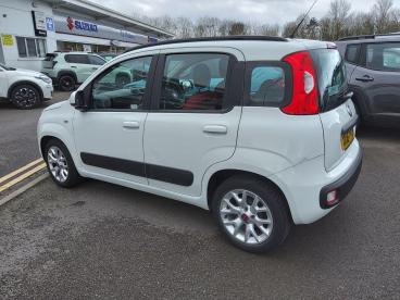 SPOTICAR Fiat Panda 1.2 Lounge Euro 6 5dr Used Car - City Car Petrol White - Shrewsbury - 1200586958_4