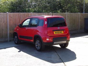 SPOTICAR Fiat Panda 0.9 Twinair 4x4 Euro 6 (s/s) 5dr Used Car - City Car Petrol Red - St Leonards On Sea - 1200590770_4