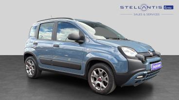 SPOTICAR Fiat Panda 1.0 Mhev City Cross Euro 6 (s/s) 5dr Used Car - City Car Petrol Blue - Bristol - 1200600503_1