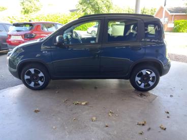 SPOTICAR Fiat Panda 1.0 Mhev Euro 6 (s/s) 5dr Used Car - City Car Petrol Green - Shrewsbury - 1200605973_4