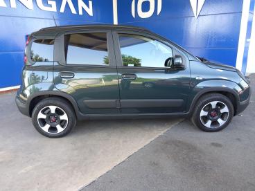 SPOTICAR Fiat Panda 1.0 Mhev Euro 6 (s/s) 5dr Used Car - City Car Petrol Green - Shrewsbury - 1200605973_5