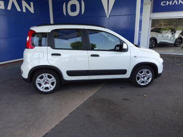 SPOTICAR Fiat Panda 1.0 Mhev Euro 6 (s/s) 5dr Used Car - City Car Petrol White - Shrewsbury - 1200606442_5