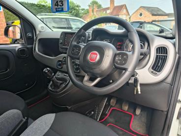SPOTICAR Fiat Panda 0.9 Twinair Wild Euro 6 (s/s) 5dr Used Car - City Car Petrol White - Warwick - 1200611182_3