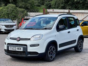 SPOTICAR Fiat Panda 1.0 Mhev City Life Euro 6 (s/s) 5dr Used Car - City Car Petrol White - Pontypridd - 1200611661_3