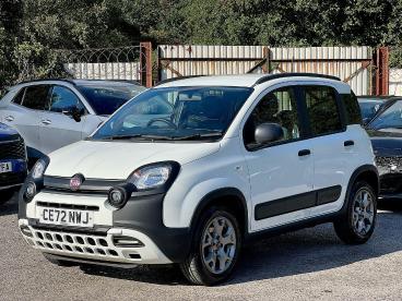 SPOTICAR Fiat Panda 1.0 Mhev City Cross Euro 6 (s/s) 5dr Used Car - City Car Petrol White - Pontypridd - 1200631132_3