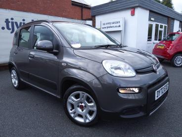 SPOTICAR Fiat Panda 1.0 Mhev City Life Euro 6 (s/s) 5dr Used Car - City Car Petrol Grey - Telford - 1200634714_1
