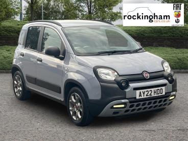 SPOTICAR Fiat Panda 1.0 Mhev City Cross Euro 6 (s/s) 5dr Used Car - City Car Petrol Grey - Corby - 1200635670_1
