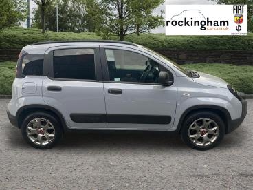 SPOTICAR Fiat Panda 1.0 Mhev City Cross Euro 6 (s/s) 5dr Used Car - City Car Petrol Grey - Corby - 1200635670_2